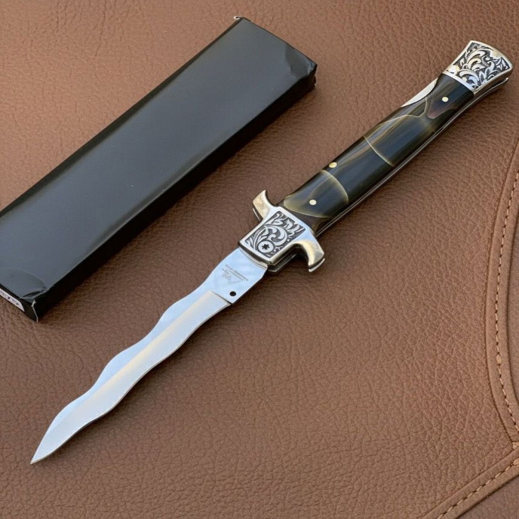 Zarafetin Keskin Yüzü: Akc Criss Pocket Knife Sedef Kabze Manuel Kamp Çakısı